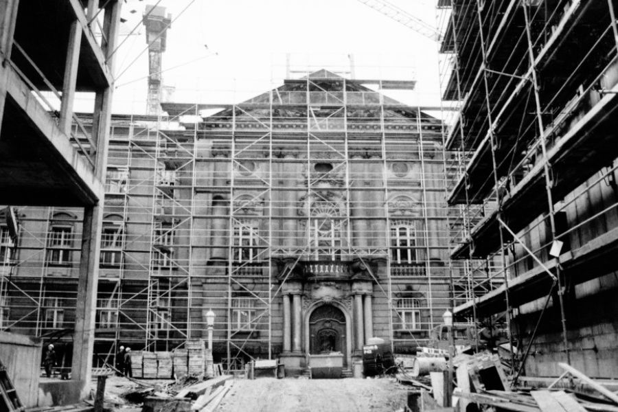 Bau Viadrina-Hauptportal, Blick vom Oderturm, 1993