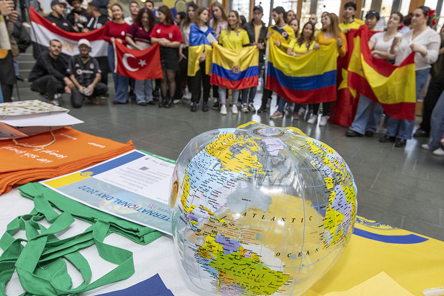 International Day aufblasbarer Globus International Day aufblasbarer Globus